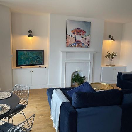 Seaview Flat With Balcony, Spacious 2 Bedroom Worthing Dış mekan fotoğraf